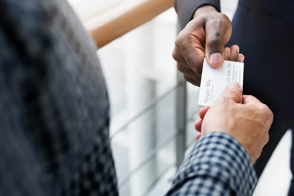 handing-a-business-card